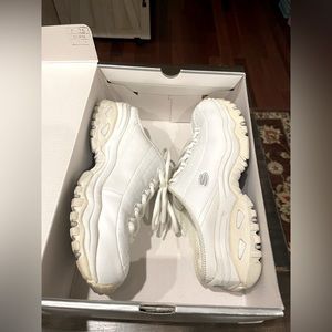 Sketchers slip on sneakers size 8.5